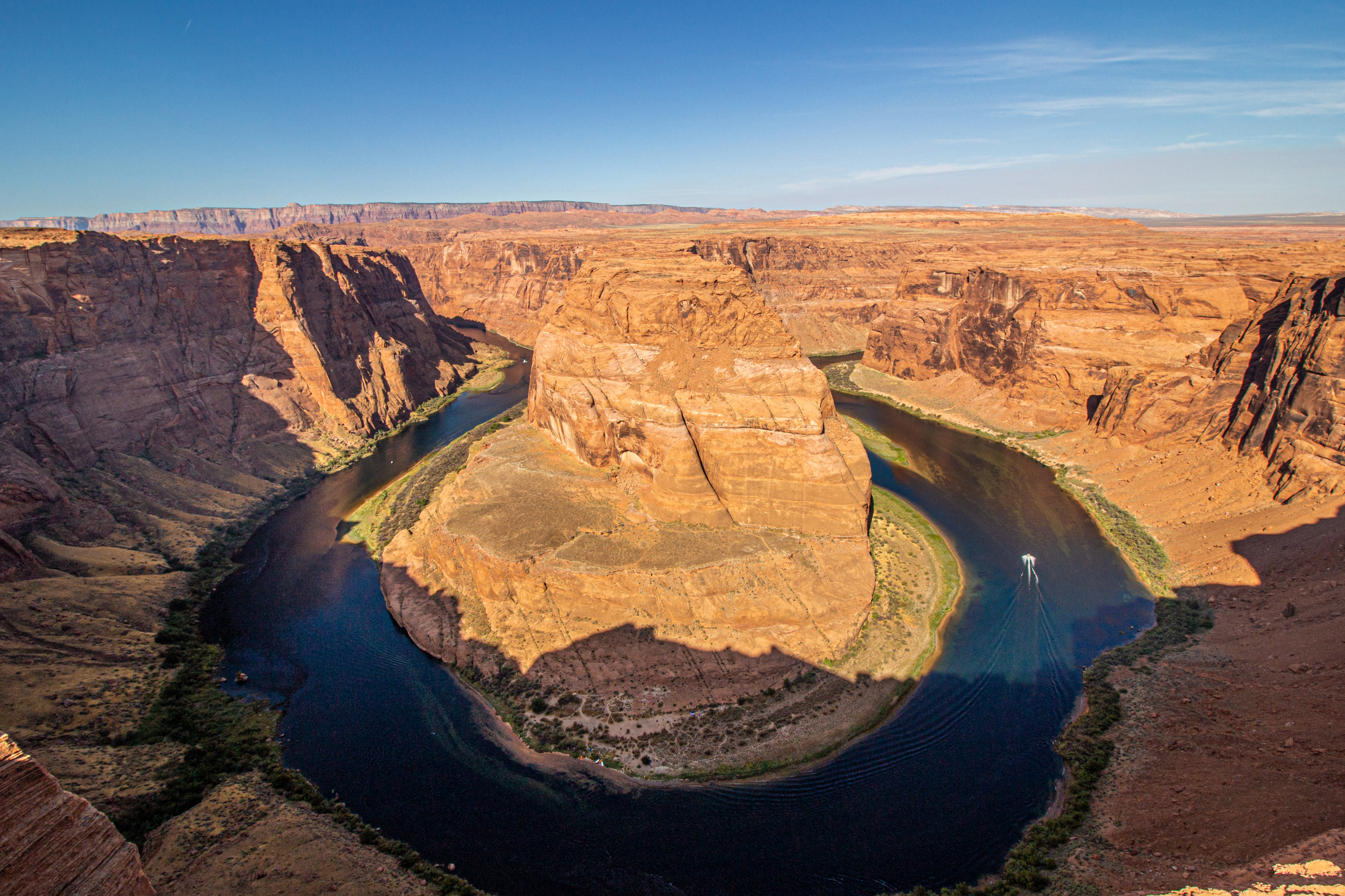 overlooking horseshoe bend in Page Arizona