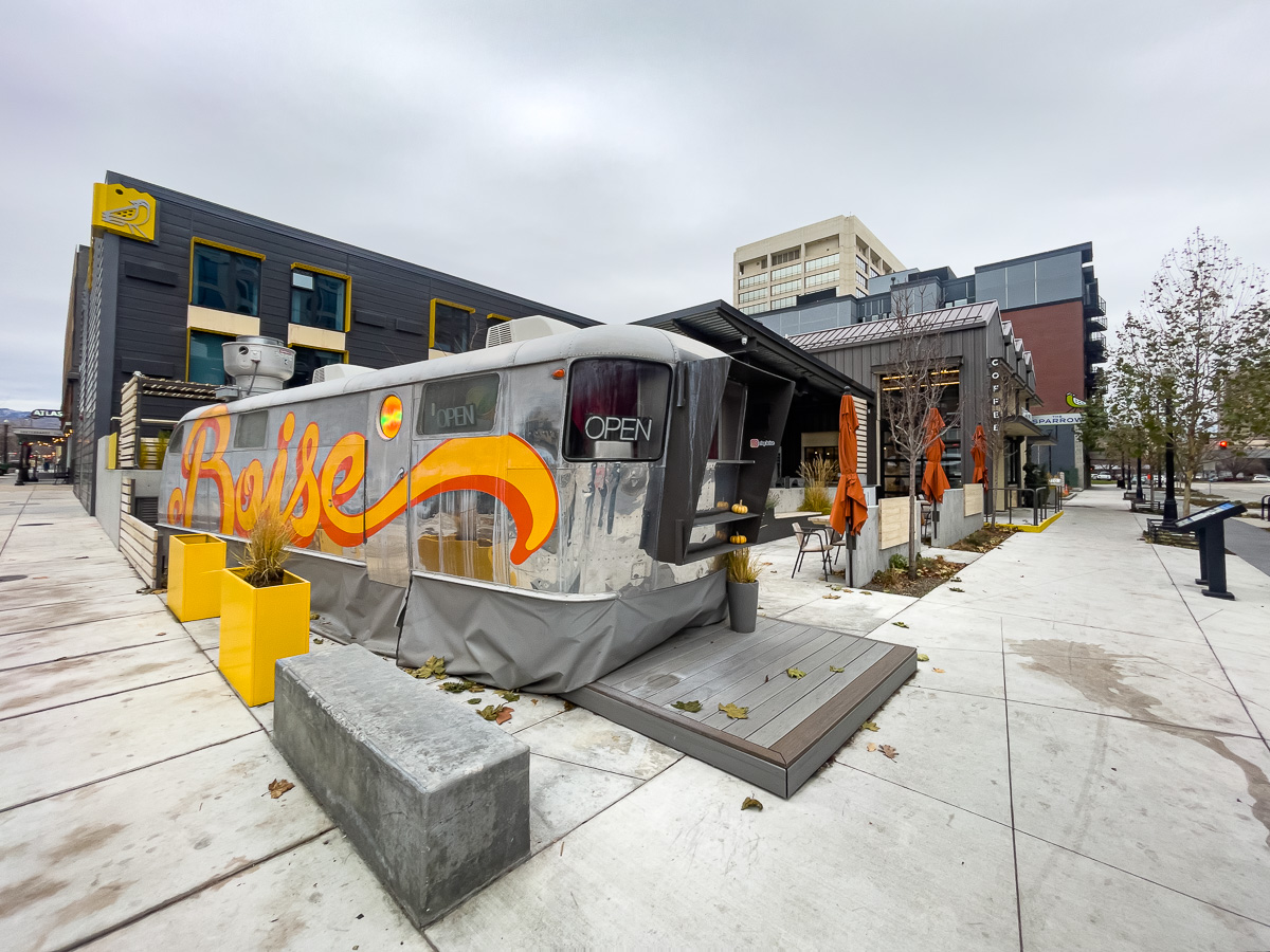 outside of the Sparrow hotel in downtown Boise, dog friendly hotel in Boise, where to stay with a dog in Boise