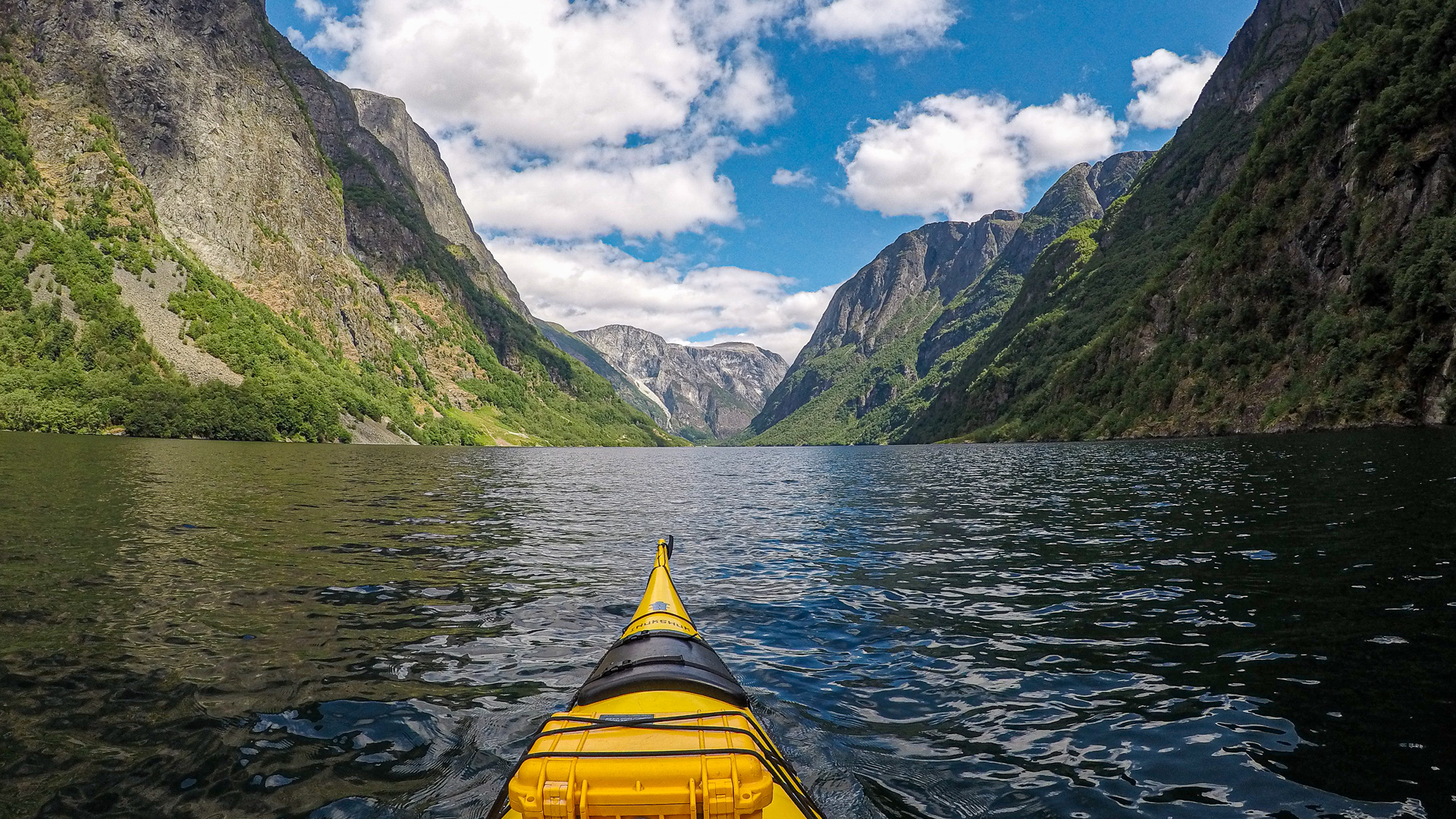 yellow kayaking in fjords in Norway, Gudvangen, solo female travel in Norway
