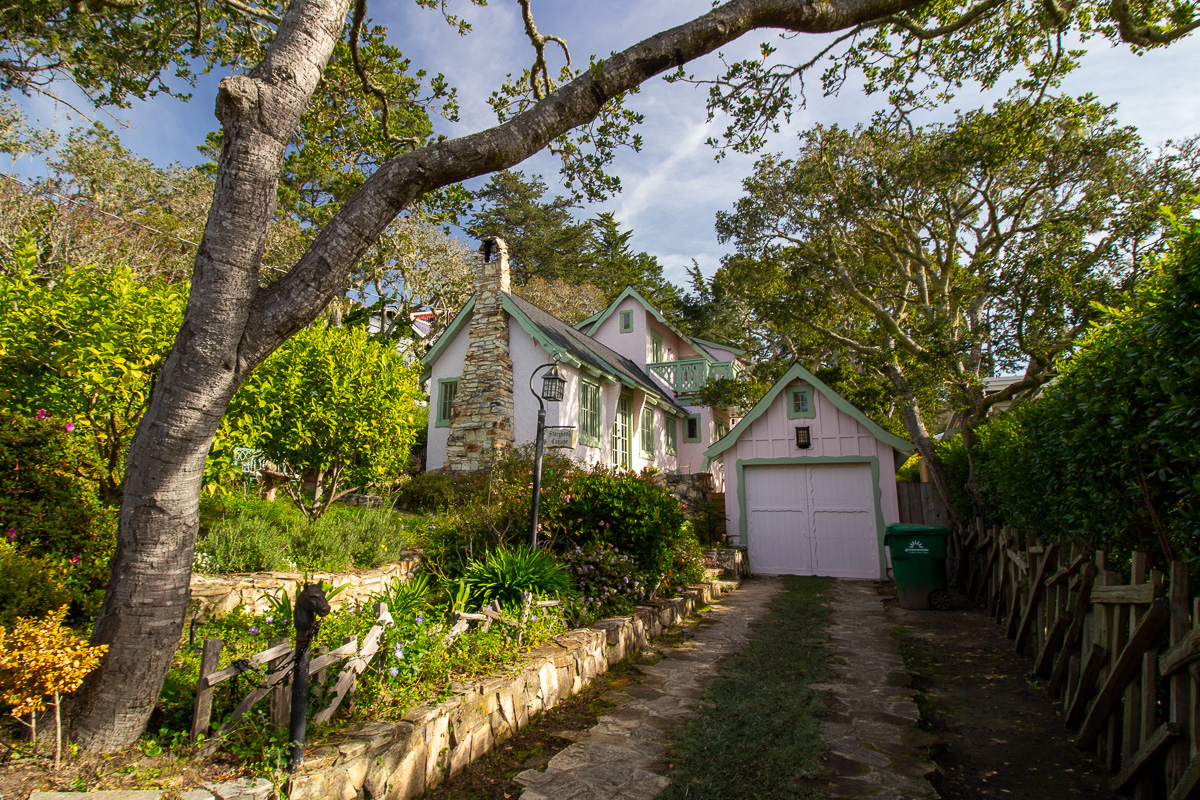 Fairy Tale Cottage in Carmel-by-the-Sea, pink storybook cottage, Carmel Architecture, things to do in Carmel