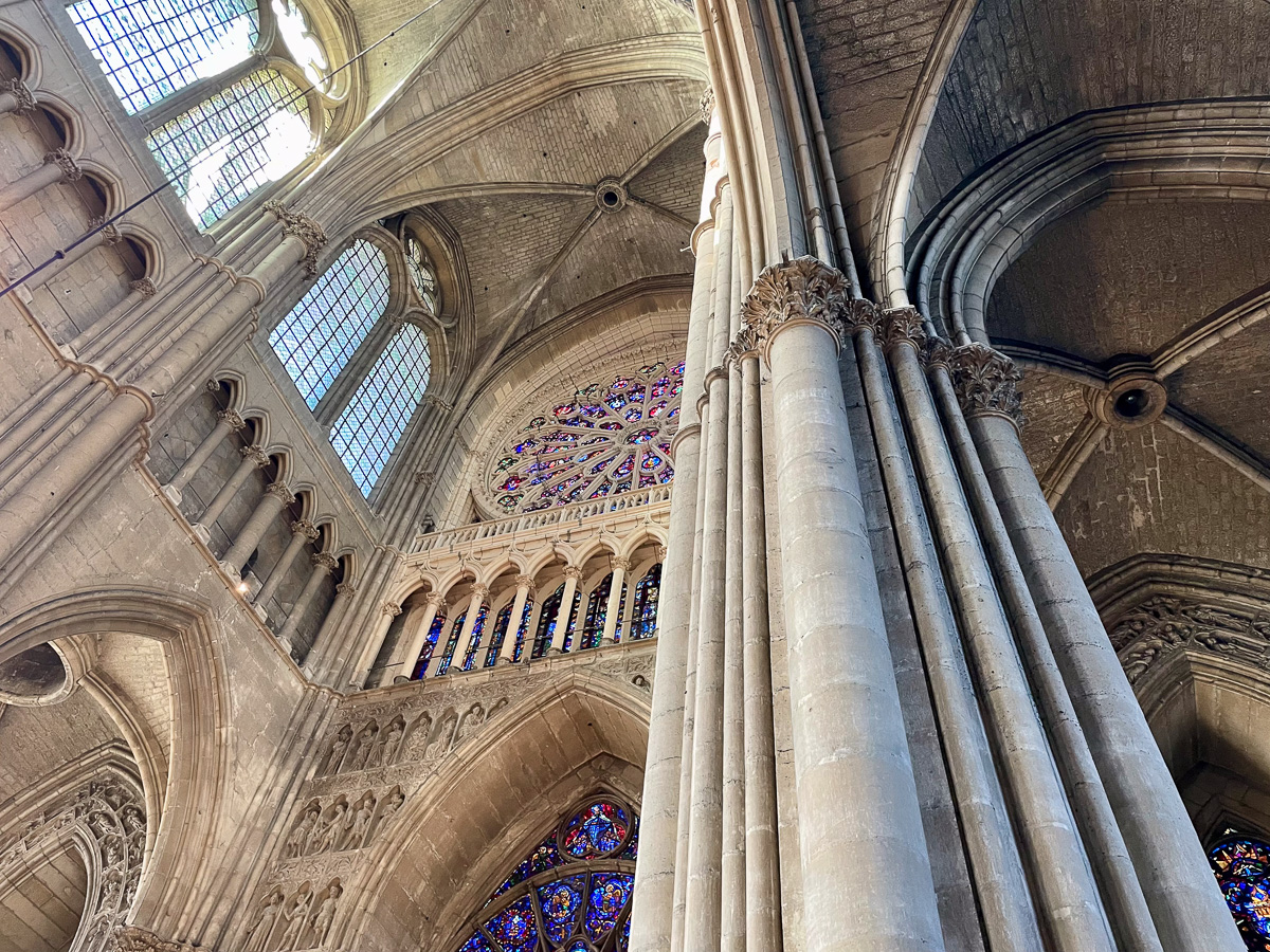 Gothis cathedral, inside Notre Dame in Reims, gothic architecture
