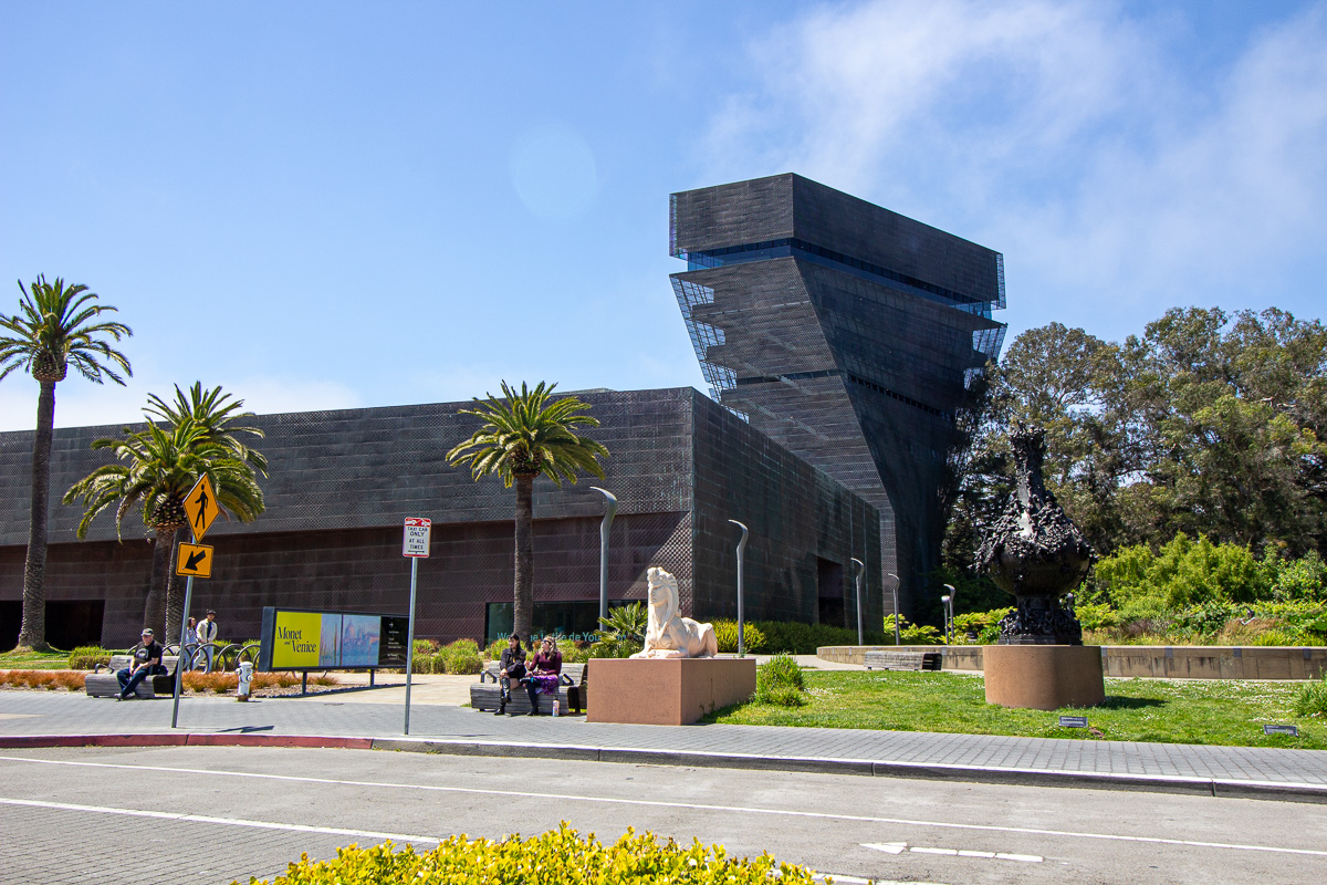 de Young Museum in Golden Gate Park, JFK Dr in GGP, things to do in San Francisco, Museums in SF