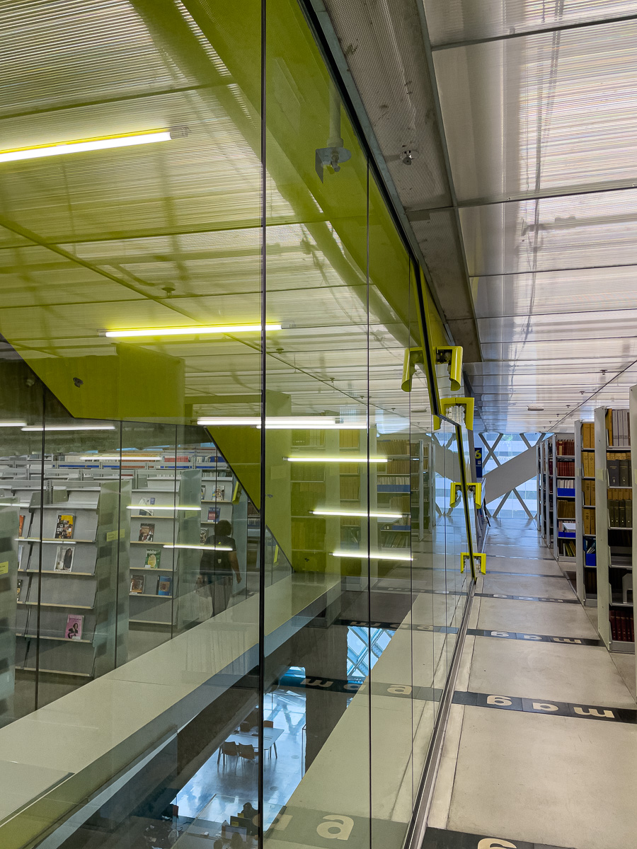 Seattle Library books spiral, best libraries, library architecture