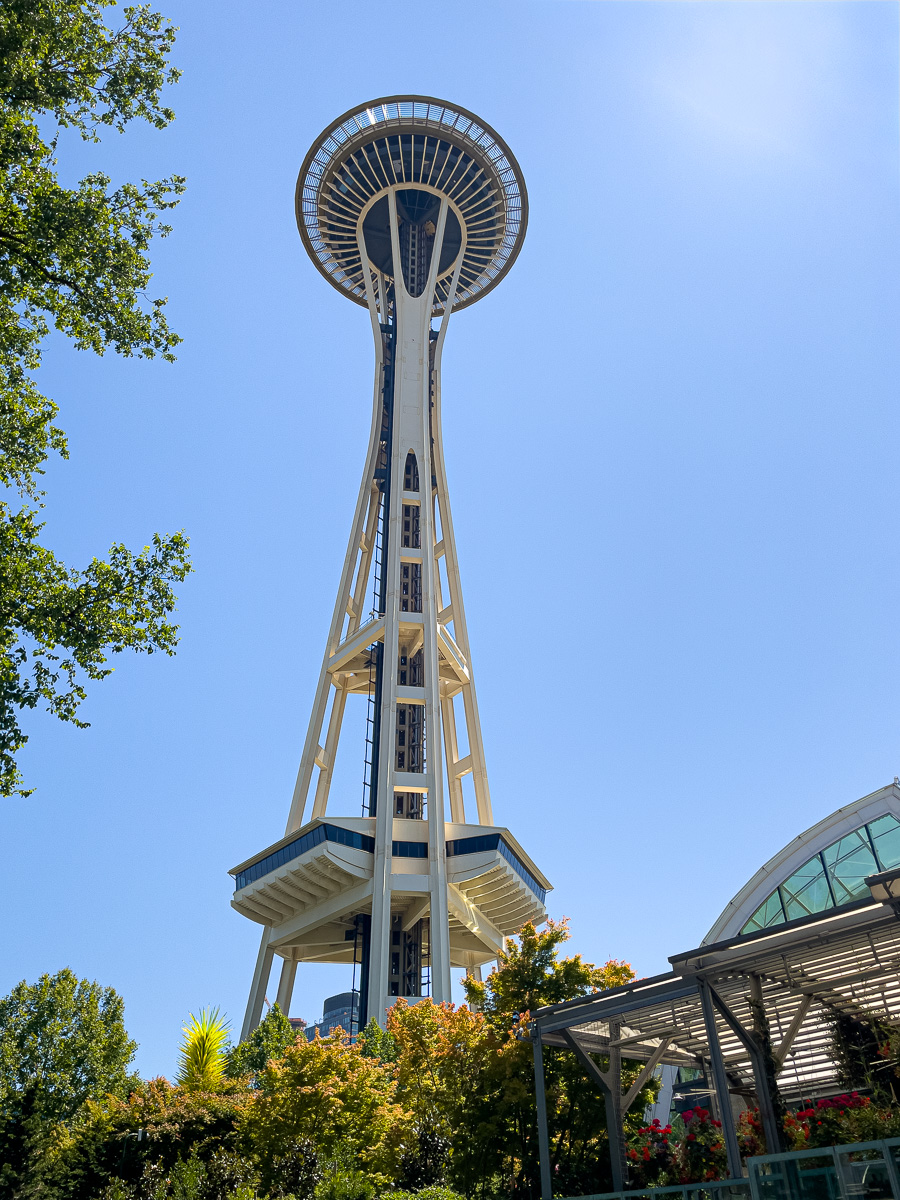 Seattle Space Needle, Seattle Center