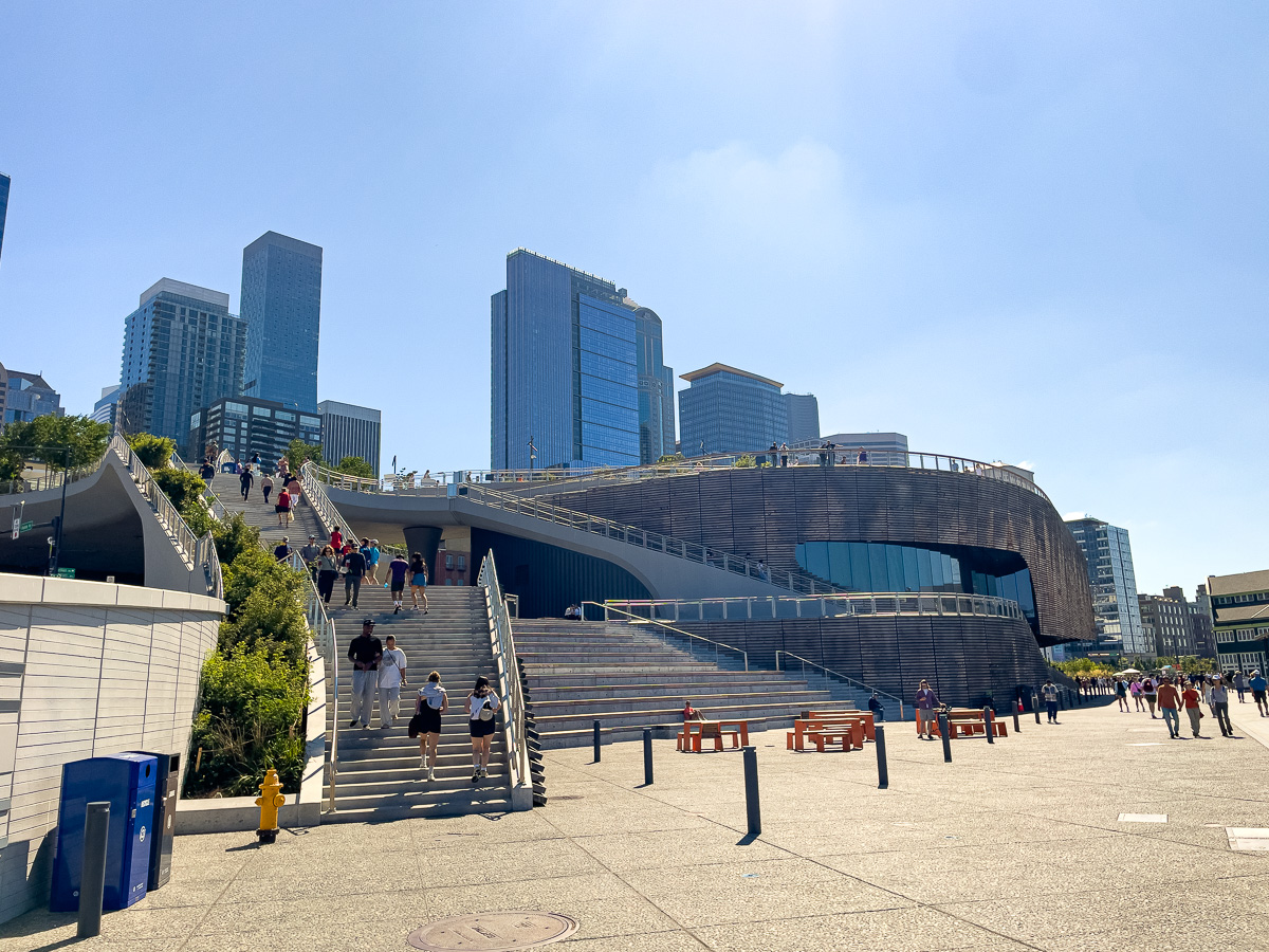 Seattle Aquarium Pavilion at the Seattle Waterfront Park, Seattle architecture tour